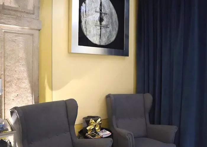 Ph Downtown Bed & Breakfast 3*