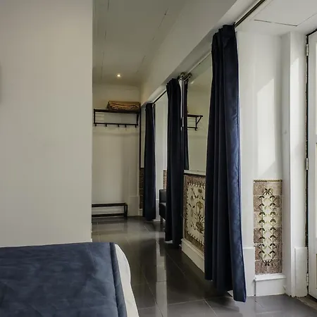 Alojamento de Acomodação e Pequeno-almoço Ph Downtown 3*